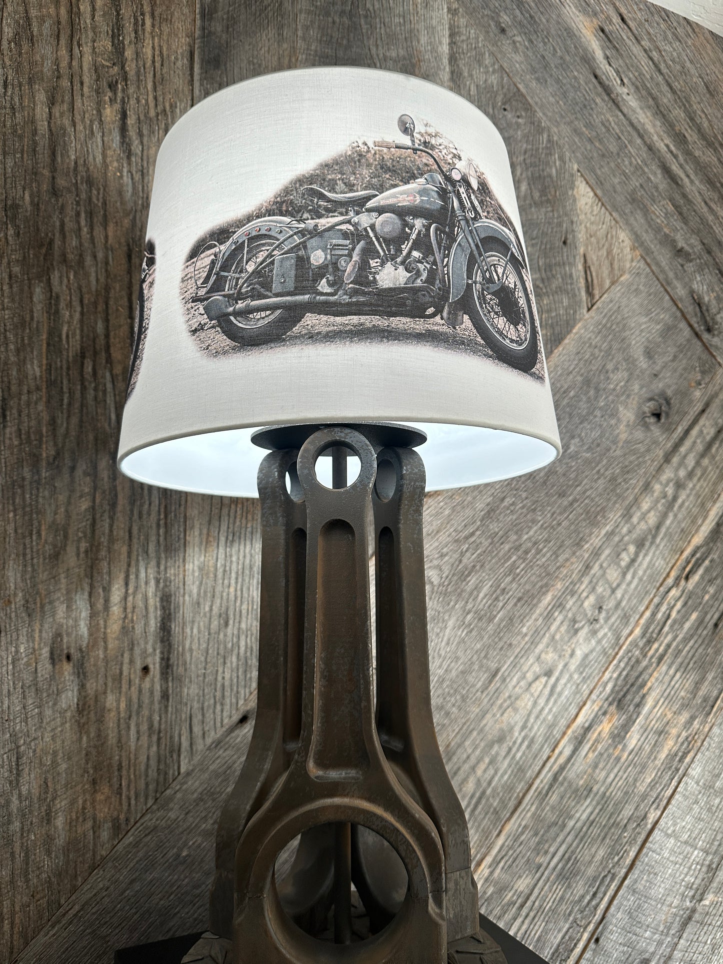 Personalized Rod Lamp